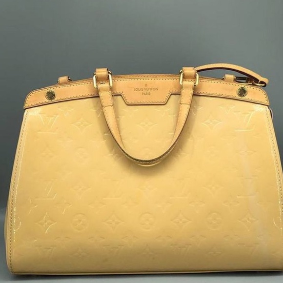 Louis Vuitton Handbags - Louis Vuitton Tan Handbag